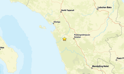 Endonezya'da deprem