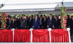İzmir'in kurtuluşunun 104. yıl dönümü Cumhuriyet Meydanı'nda kutlandı