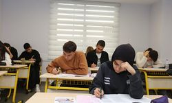 Kepez'de YKS ve LGS sonuçlarında öğrencilerden başarı