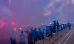 Konya’da Filistin Milli Takımı’na meşaleli karşılama