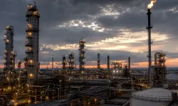 Küresel riskler ve jeopolitik gelişmeler petrolü gündemde tutuyor