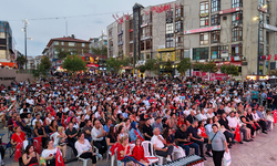 Maltepe'de Filenin Sultanları'nın Avrupa şampiyonluğu dev ekranda kutlandı