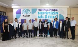 Nilüfer'de 12 belediye personeli okuma yazma kursunu tamamladı