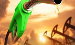 Petrol fiyatları piyasaları baskılıyor