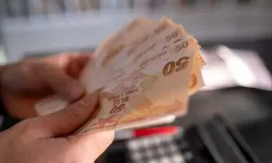 TL Mevduat Faizi Geriledi: Bankalarda Faiz Düşüşü, Kredi Oranları Yeniden Şekilleniyor