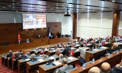 Trabzon'da raylı sistem ve Uzunkum Yaşam Alanı projeleri meclis gündeminde