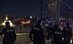 Haliç Köprüsü’nde intihar girişiminde bulunan şahıs 2 saat sonra ikna edildi