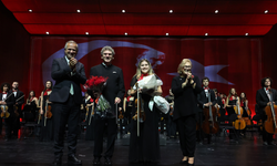 Sabancı Topluluğu Cumhuriyet’in 100’üncü yılını Türkiye Gençlik Filarmoni Orkestrası ile kutladı