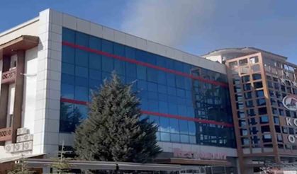 Çankırıda korkutan otel yangını: Ekiplerin hızlı müdahalesi ile söndürüldü