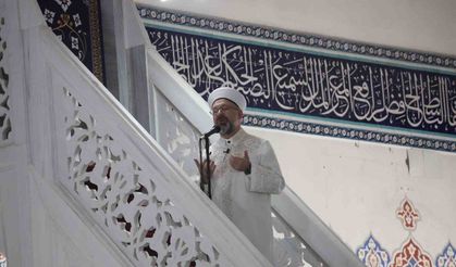 Diyanet İşleri Başkanı Erbaş: "Lüks ve israfın sergilendiği, ihtiyaç sahiplerinin unutulduğu iftar sofraları kurmayalım"