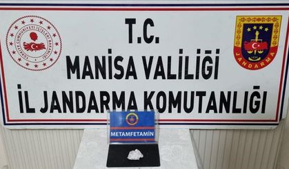 Manisa’da uyuşturucu satıcılarına jandarma darbesi
