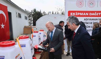 Adıyaman’da motorlu sırt pülverizatörü ve budama makası dağıtımı yapıldı