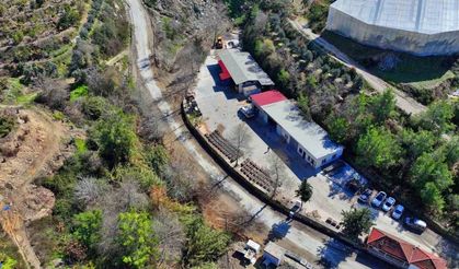 Alanya’da bordür parke üretim tesisi yeniden hizmete başladı