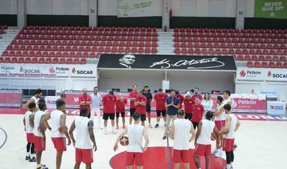 Aliağa Petkimspor, A. Efes deplasmanında