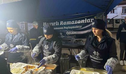 Bozdoğanlılar ilk iftarı Büyükşehir sofrasında açtı