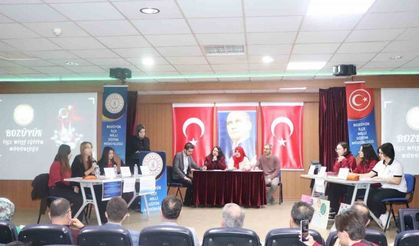 Bozüyük’te "Gençler Tartışıyor" münazara etkinliği düzenlendi
