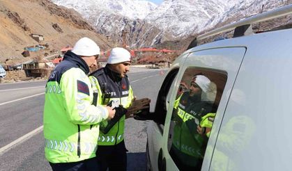 Hakkari’de trafik denetimi