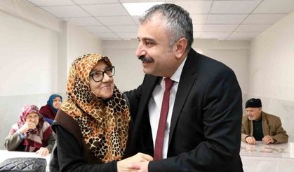 Safiye Gönül Bayar Huzurevi’ndeki buluşmada nesiller bir araya geldi