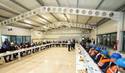 Soma’da maden işçileri ile ilk sahur