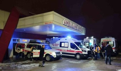 Teravih namazında doğal gaz sobasından sızan gazdan etkilenen çok sayıda kişi hastaneye kaldırıldı