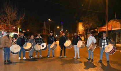 Yozgat’ta davulcular mesailerine başladı