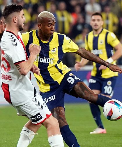 Fenerbahçe evinde ağır darbe!