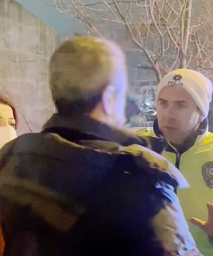 Kaza yapan alkollü sürücü, "Hepinizden özür diliyorum" diyerek hastaneye gitmeyi reddetti