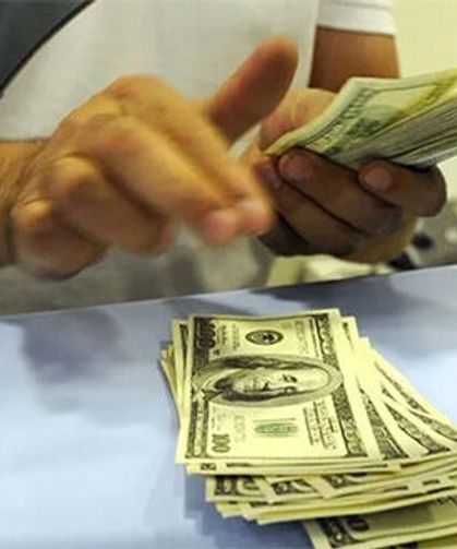 Kapalıçarşı'da serbest piyasada döviz fiyatları