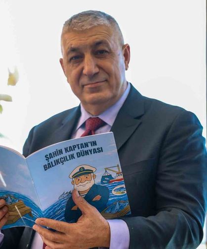 Şahin Kaptan, çocuklara balığı sevdirmek için yola çıktı