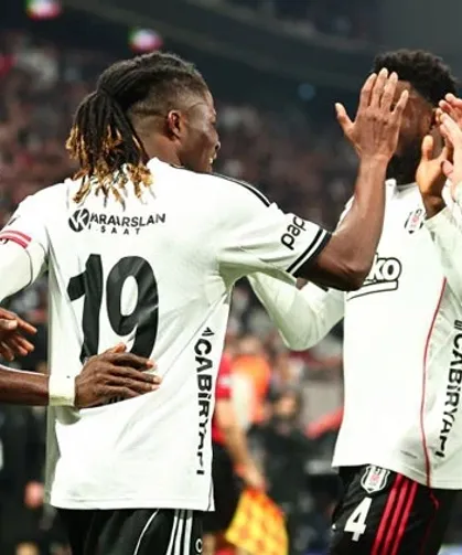 Beşiktaş, Ziraat Türkiye Kupasında Yarı Finale 3 Golle Yükseldi