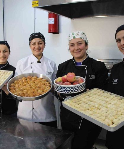 Misket elma tadında baklava