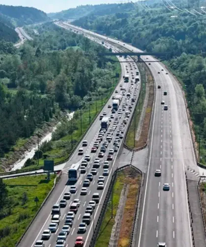 Bolu geçişinde trafik durma noktasına geldi