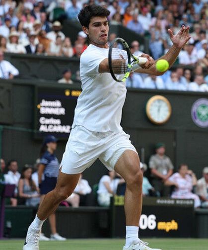 Carlos Alcaraz Wimbledon’dan çekildi: Bilek sakatlığı şampiyonu durdurdu