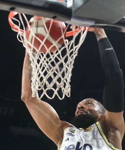 Fenerbahçe yarı finalde