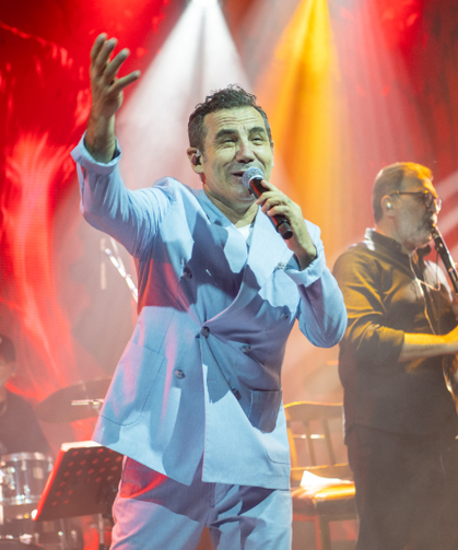 Ferhat Göçer'den Bayram Gecesine Duygu ve Müzik Damgası