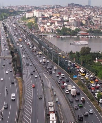 İstanbul’da yağmur ve maç trafiği
