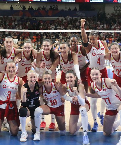 A Milli Kadın Voleybol Takımı, Çin’i 3-2 mağlup etti