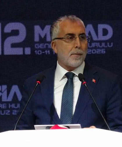 Bakan Işıkhan: "Son 23 çeyrektir istikrarlı büyümemizi sürdürüyoruz"