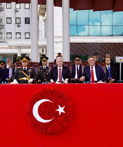 İstanbul'da 30 Ağustos Zafer Bayramı törenle kutlandı