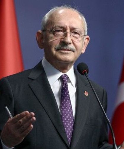 Kılıçdaroğlu, gazeteci Kırçuval'ın ailesine taziye ziyaretinde bulundu