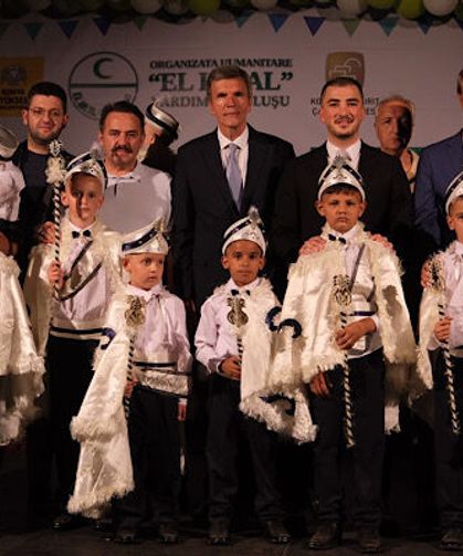 Üsküp'te 300 çocuk için toplu sünnet şöleni düzenlendi