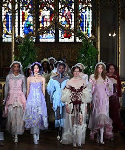 Antep işi nakışı Londra Moda Haftası'nda tanıtıldı