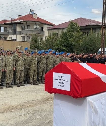 Yüksekova’nın şehidi gözyaşları arasında toprağa verildi