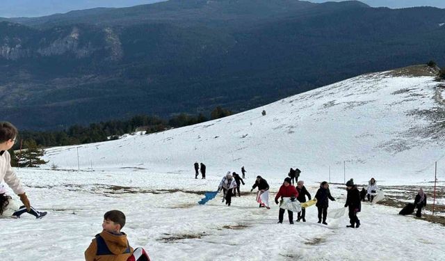 Karabük Belediyesinin ücretsiz Keltepe gezisi sürüyor