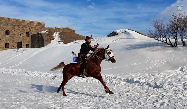 Tabyalarda köklerden göklere