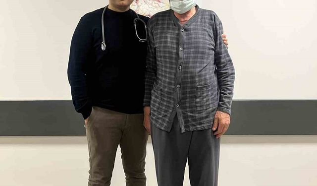 300 bin insanda bir görülen hastalığın ameliyatı Afyonkarahisar’da yapıldı