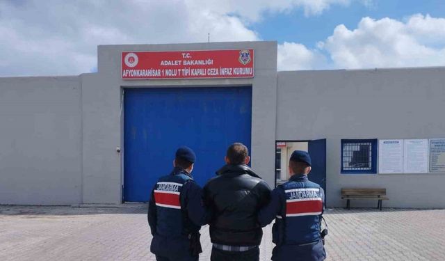 Afyonkarahisar’da 5 yıl hapis cezasıyla aranan şahıs yakalandı