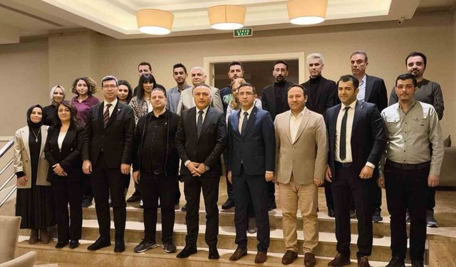 Analistler Afyonkarahisar’da buluştu