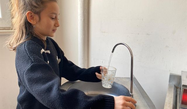 Batman’da 100 okula arıtmalı su sebili monte edildi