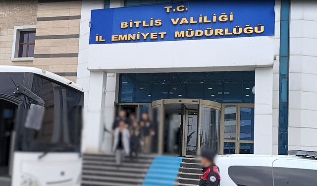 Bitlis merkezli sahte polis operasyonu: 5 kişi tutuklandı